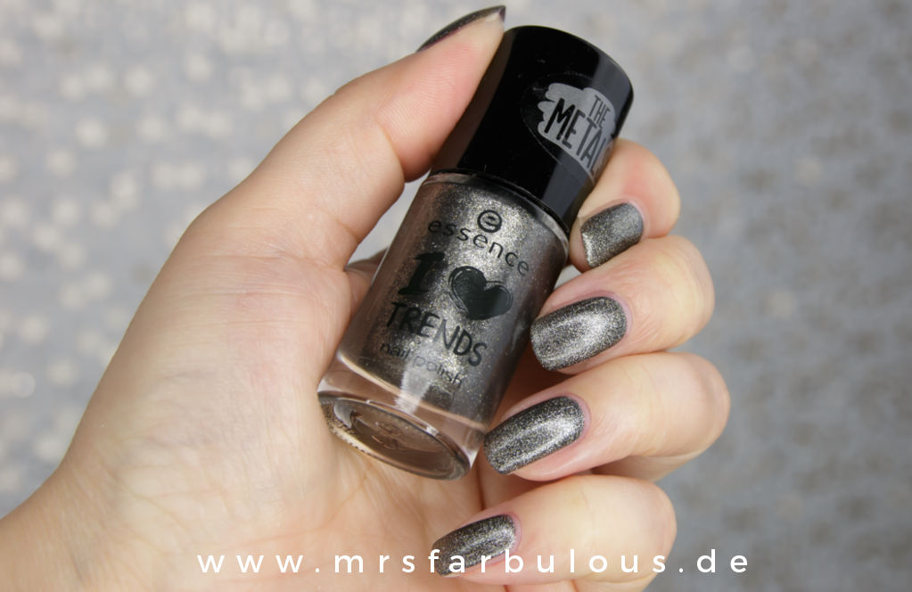 essence Nagellack The Metals Nail Polish 44 rebel at heart