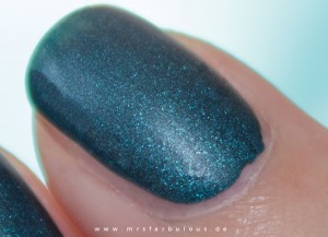 trend IT UP Touch Of Satin 010 Nagellack 05
