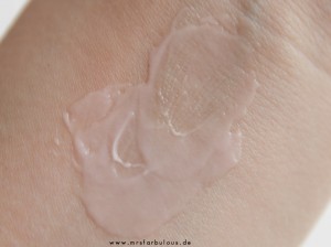 essence get picture ready pore refining mattifying primer swatches swatch 2