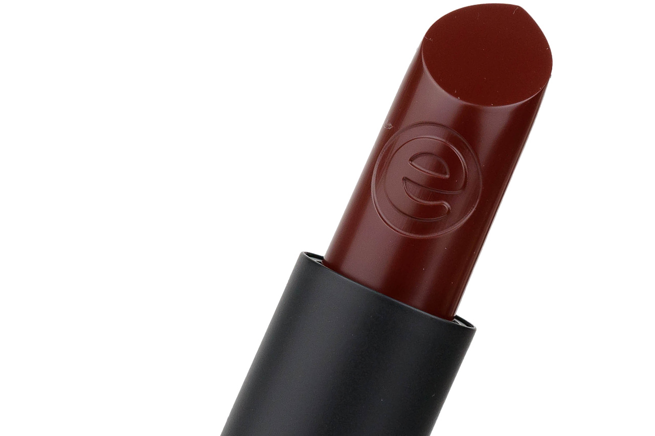 essence ultra last Instand Colour Lippenstift 15 burgundy spirit Tragebilder