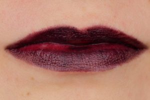 trend IT UP Ultra Matte Lipstick 490 Tragebild