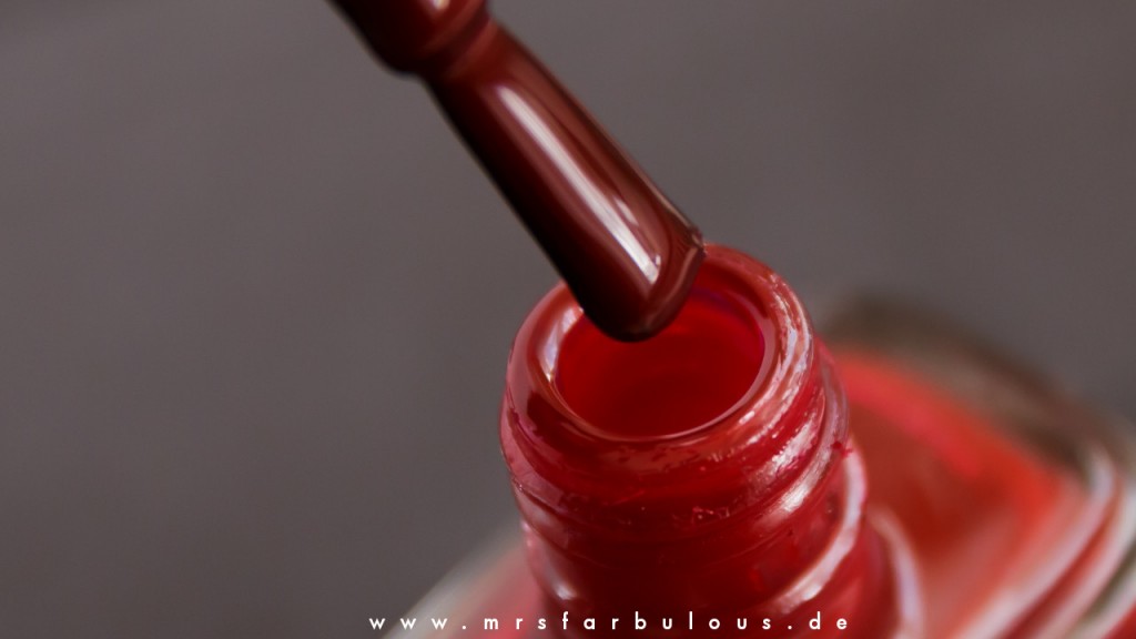 LOV Nagellack 230 Bold Burgundy